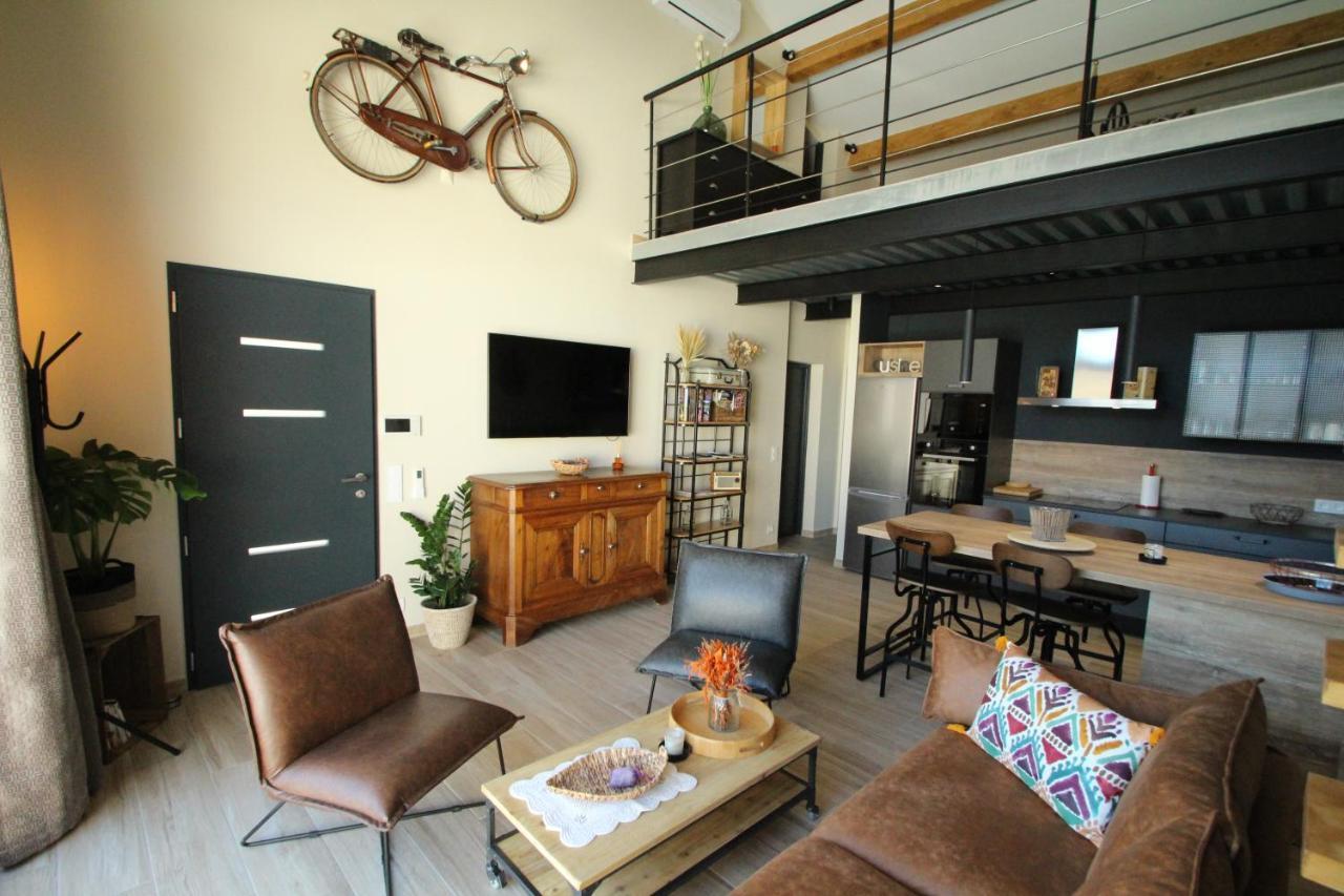 Loft Lou Pitchoun Villa Saint-Etienne-du-Gres ภายนอก รูปภาพ